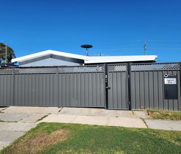 Spacious Granny Flat with Street Frontage - Photo 3