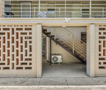 2-Bedroom Unit in Prime Hyde Park Location - Photo 6