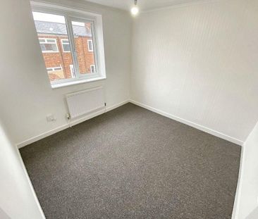 2 bed terraced house to rent in DH2 - Photo 6