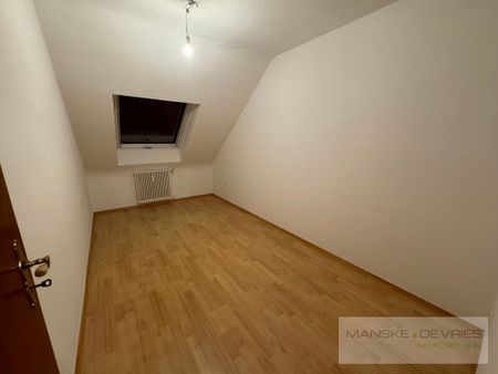 Gemütliche 3-Raum Dachgeschosswohnung in Essen - Photo 4