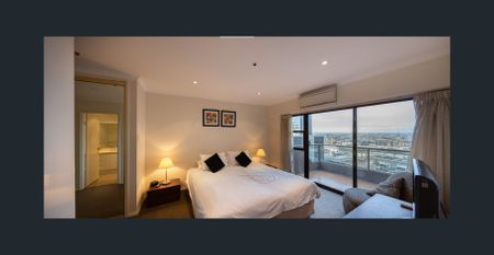 Furnished Two Bedroom High Level Apartment - CBD - Photo 4