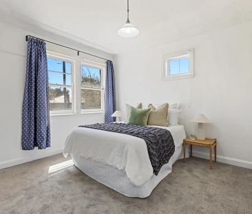 Walk to Everything – Central Orange Living at Its Best - Photo 5