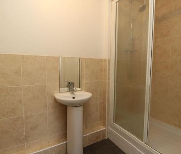 2 bedroom apartment to rent - Photo 6
