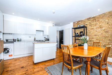 6 Bed Terraced House, Rushmore Road, E5 - Photo 2