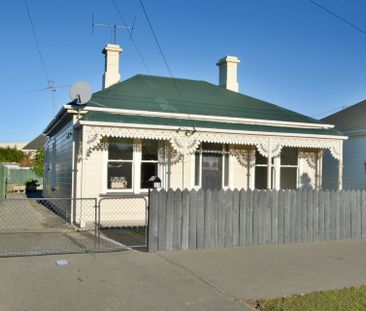 Charming Saint Kilda Rental Awaits You! - Photo 1