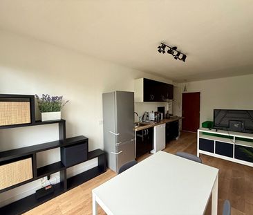 Location Appartement 1 pièce 64m² RENNES 35200 - Photo 4