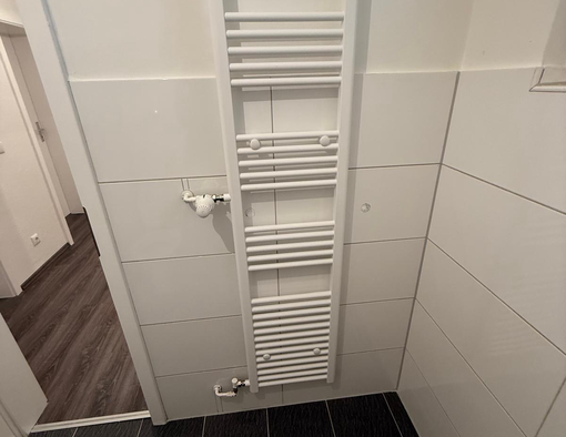 Renovierte 2-Zimmer-Wohnung mit Balkon! - Photo 1