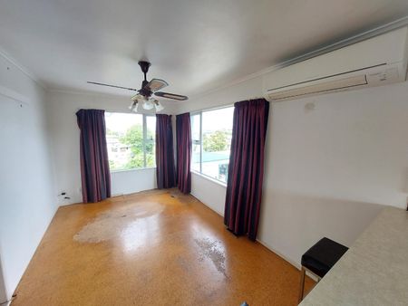 3 Bedroom Unit With Garage - Photo 5