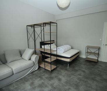 Location Appartement 1 pièce 37m² DECIZE 58300 - Photo 2