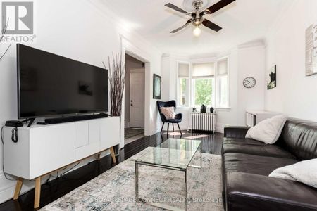 754 Windermere Avenue – Toronto W02, Ontario - Photo 3