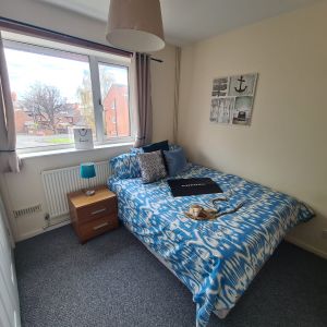 1 Bed - 11 Kendal Bank, City Centre, Leeds - LS3 1NR - Professional - Photo 2