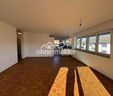 Zentrumsnahe 3,5-Zi.-Wohnung mit Aufzug, Balkon und TG-Stellplatz d... - Photo 1