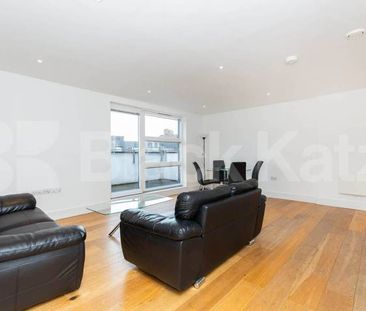 3 bed 2 bathroom property located within a secure development in Ho... - Photo 5