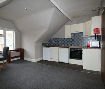 Monks Road, Lincoln, LN2 - Photo 1