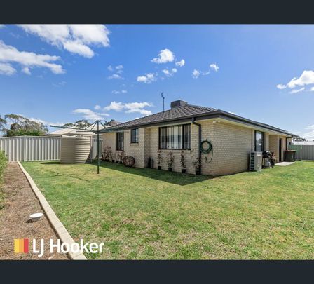 16 Warwick Road, Hillvue, NSW 2340 - Photo 1