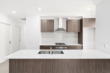 Close to walking tracks and Parks!!!! - Photo 4