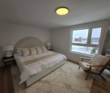 For Lease - 279 REINER Road Unit# A, Toronto, Ontario - Photo 6