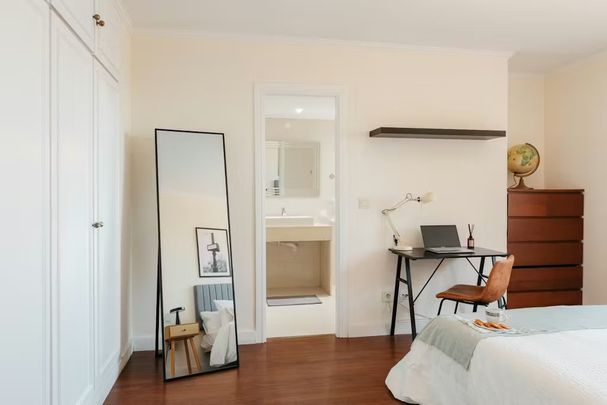 Plaça del Mestre Ripoll, Valencia, Valencian Community 46022 - Photo 1