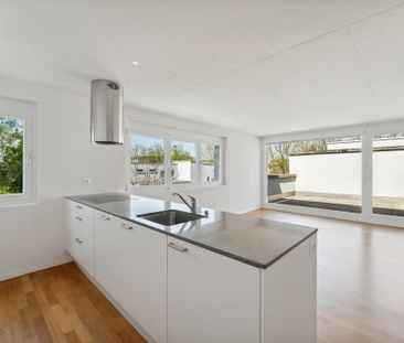 2.5 Zimmer, 72 m², 2. Stock - Photo 3