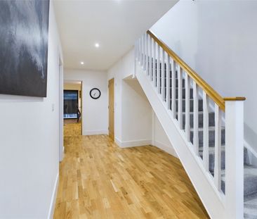 4 Bed Semi-detached house To Rent - Photo 1