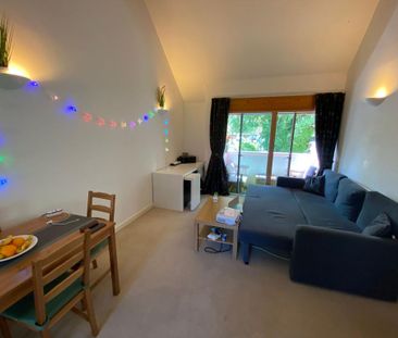 2 bedroom flat to rent - Photo 1