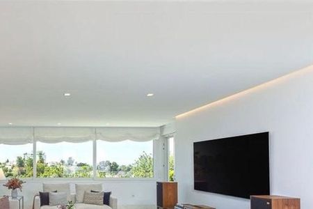 2 bedroom luxury Apartment for rent in San Pedro de Alcántara, Andalusia - Photo 5