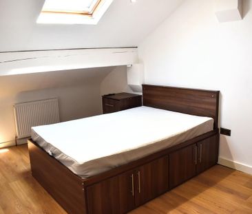 5 bedroom terraced house to rent - Photo 4