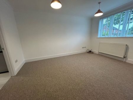 2 Bedroom - Winchester Road, Bishops Waltham - Photo 5