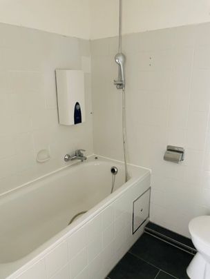 Mietwohnung in Fürth - Über den Dächern von Fürth in Ihrer 2-Zimmer-Wohnung im 10.Obergeschoss - Photo 1