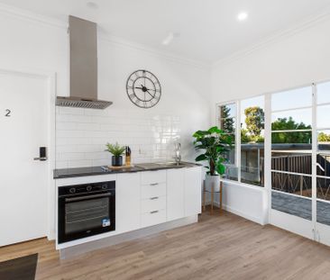 Apartment 2 5/8 Dale St, Kennington, VIC, 3550 - Photo 4