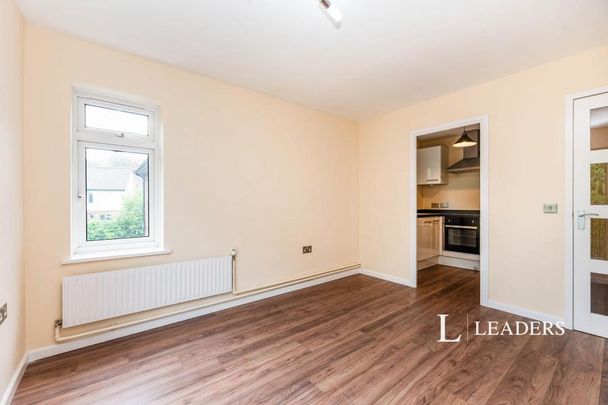 1 bedroom apartment to rent Apple Trees Place, Woking, GU22 - Photo 1