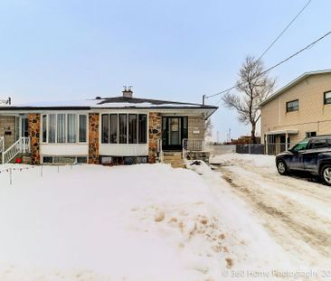 For Lease - 50 Hucknall Road Unit# Upper Level, Toronto, Ontario - Photo 4