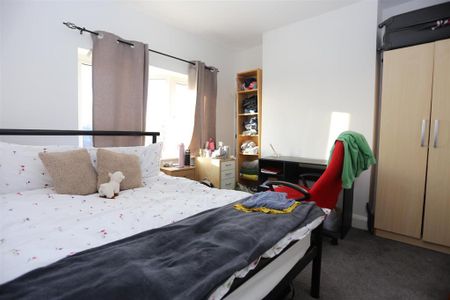 4 bedroom house to rent - Photo 5