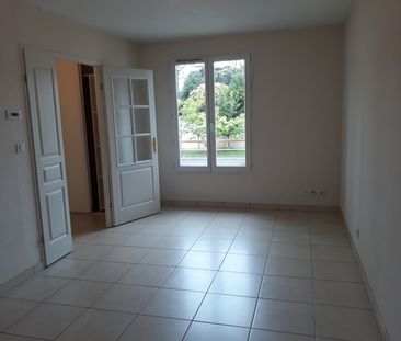 Location Appartement 2 pièces 37m² ST JEAN DE BRAYE 45800 - Photo 4