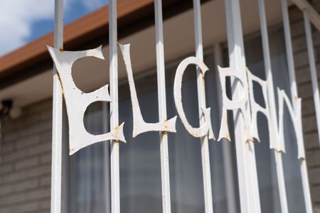 Charming Home in the Heart of Glenorchy - Photo 3