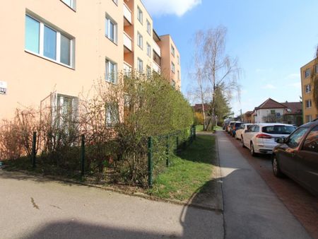 Pronájem bytu 1+kk 33 m2 - Fotografie 3