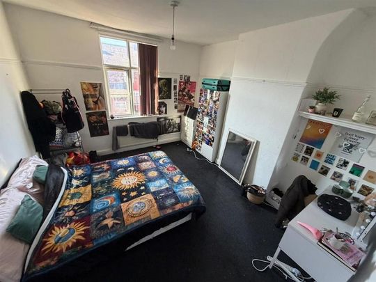 4 bedroom house to rent - Photo 1