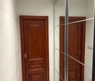 Moderní Byt 2+kk po rekonstrukci ve Vršovicích - Photo 4