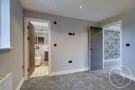 St Martins Apartments, Chapeltown Road, Leeds - Photo 3