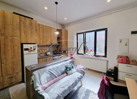 Apartament deosebit langa Facultatea de Litere - Photo 2
