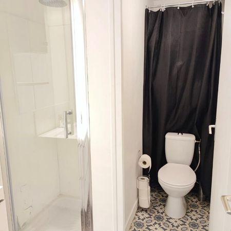 Location Appartement 1 pièce 20m² - Photo 3