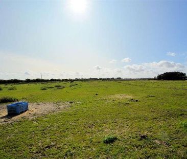 North Carr Farm, Hotham, YO43 - Photo 3