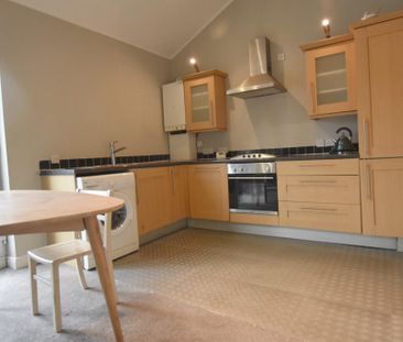 2 bedroom apartment to rent - Photo 4