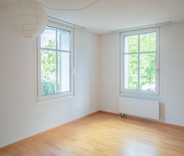 Hübsche 2.5 Zi.-Wohnung - mit Balkon in ruhigem Quartier - Photo 3