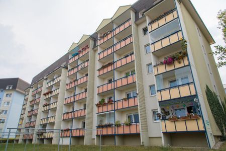 3-Raum-Erdgeschosswohnung mit bodengleicher Dusche u. Balkon...einfacher gehts nicht!!! - Photo 2