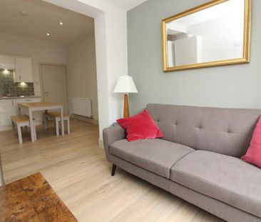 1 bedroom in a house share to rent - Photo 3
