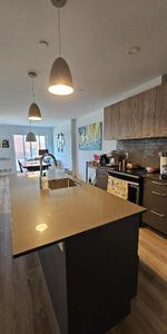 Grand 4 1/2 à Laval, 2 salles de bains, à 2 pas du métro Montmorency - Photo 4