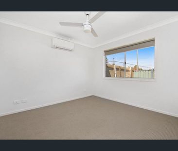 Modern Three Bedroom Unit - Photo 3