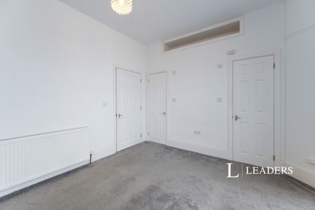 1 bedroom apartment to rent Osborne Road, Southsea, Hampshire, PO5 - Photo 4