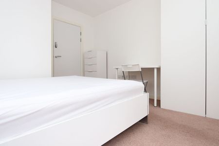 Room in a Shared Flat, Nyland Court, SE8 - Photo 3